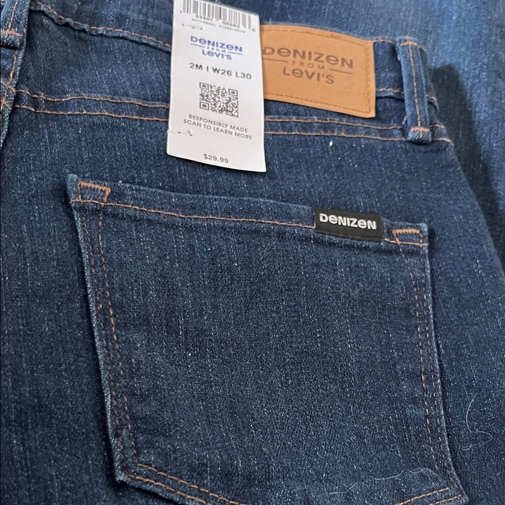 Denizen from Levi's High Rise Deep Blue Jeans - Picture 16 of 16